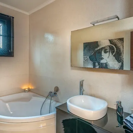 Elaia Villa Vougiaton